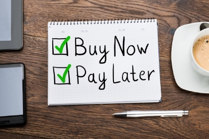 چگونه "اکنون بخرید، بعداً پرداخت کنید " به رشد فروش تجارت الکترونیک کمک می کند؟